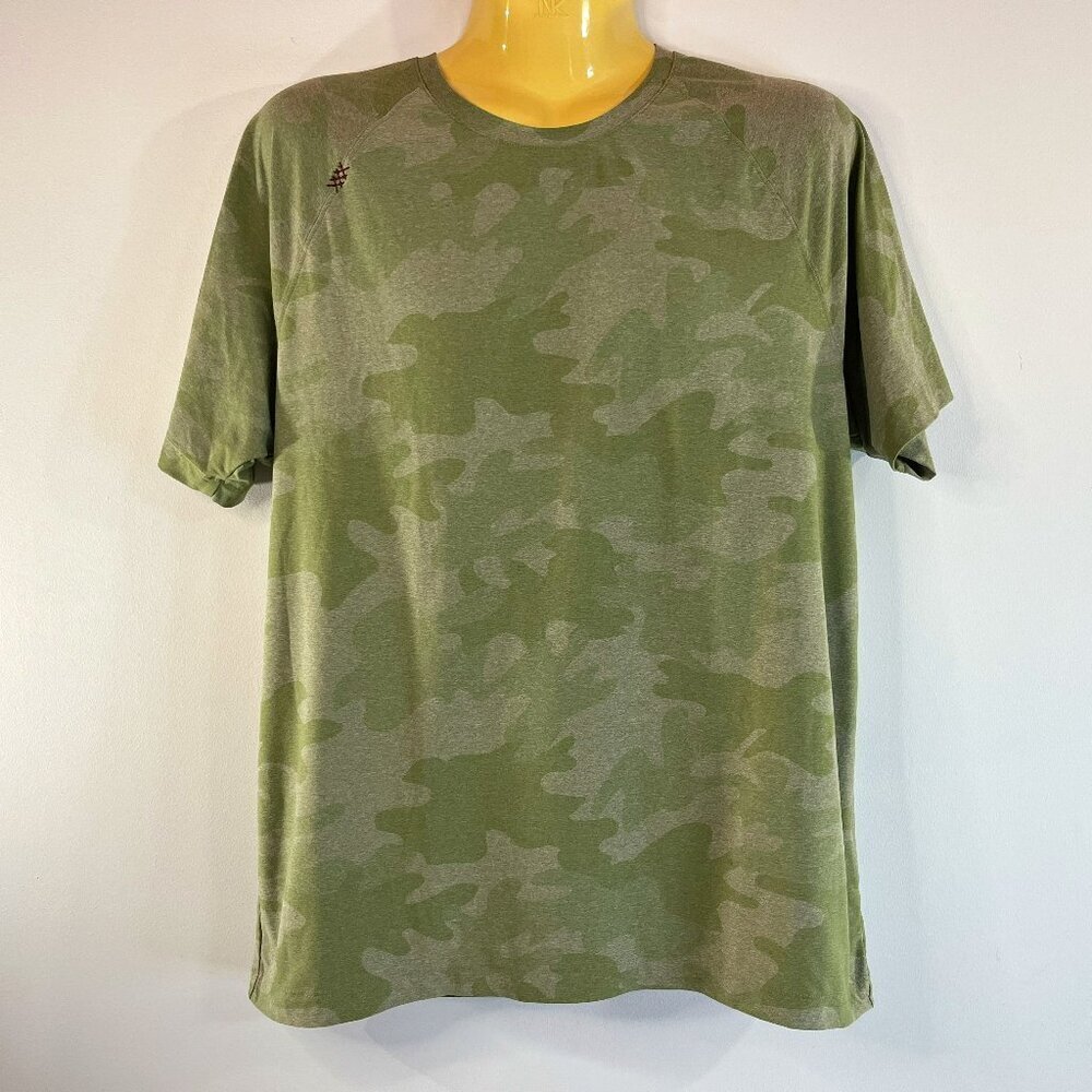 Rhone Men's Reign Camo Short Sleeve Athletic T-Shirt - Size Large